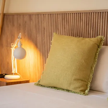 Retreat - By Wehost Porto Santo