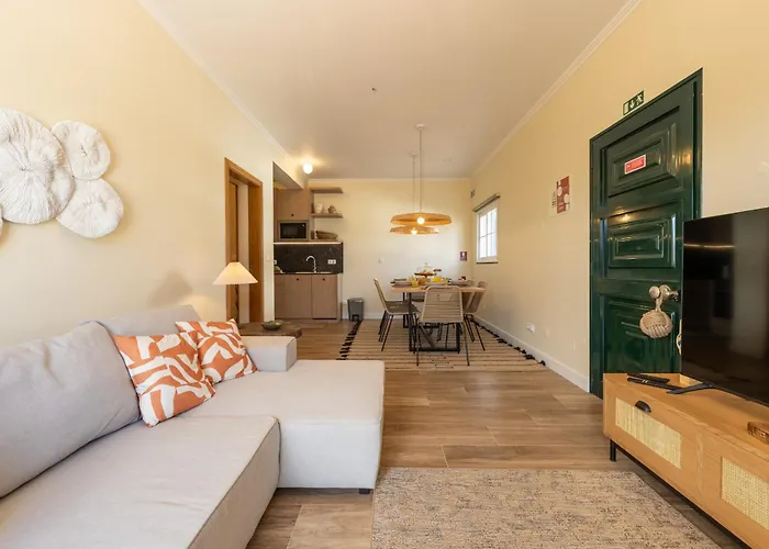 Retreat - By Wehost * بورتو سانتو